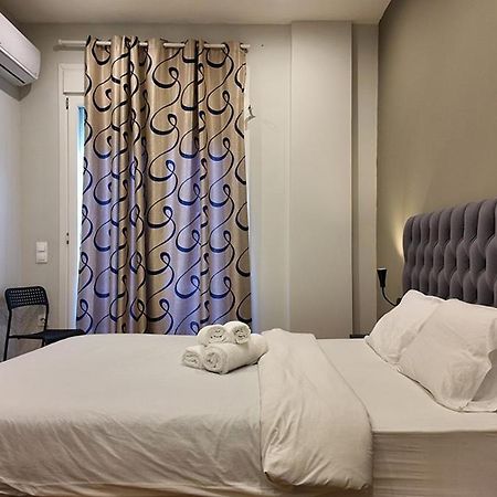 Athens City Themis 8 Luaran gambar